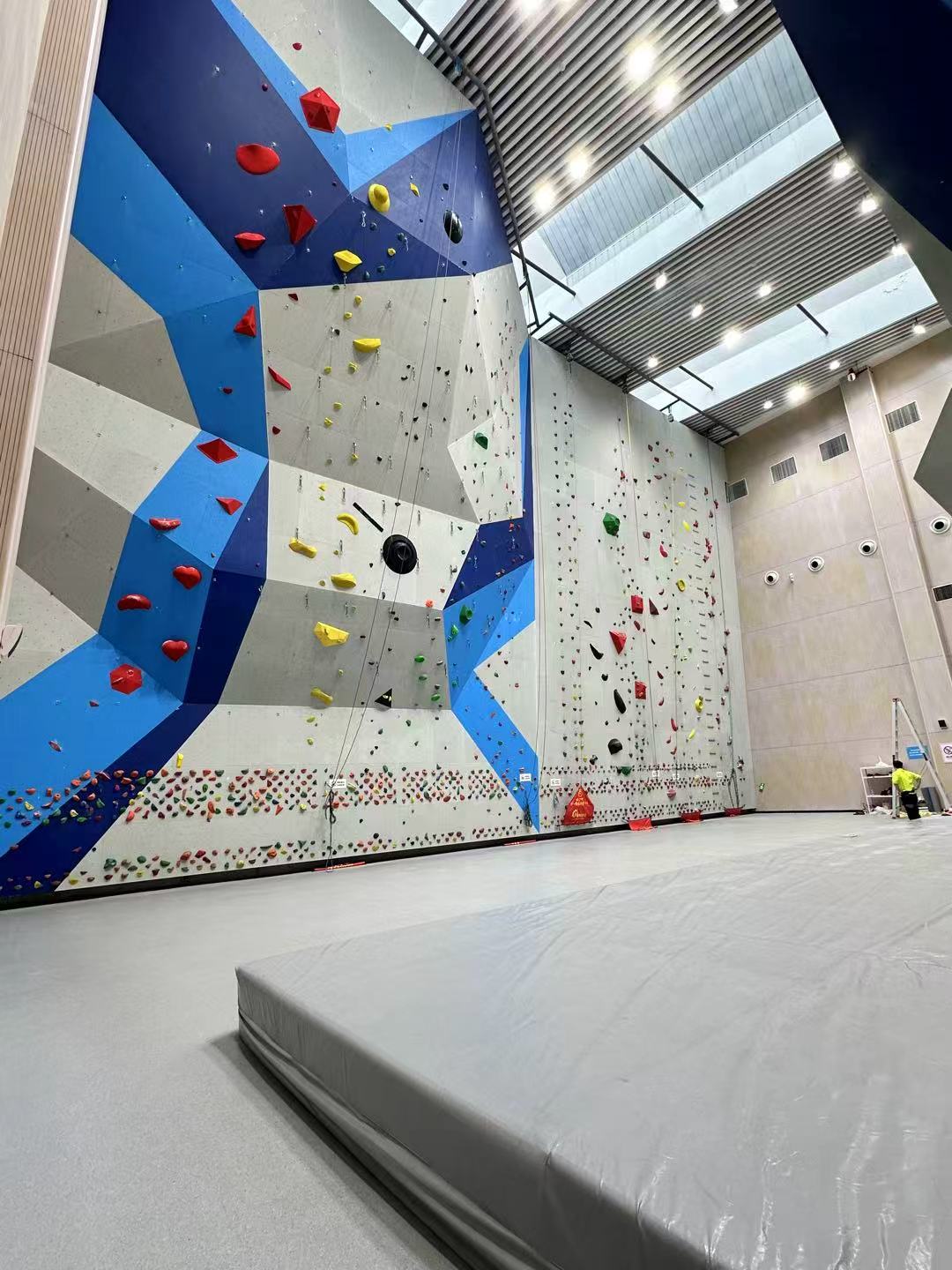 Climbing facility